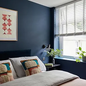 Pontcanna By Black Door Apartment Cardiff